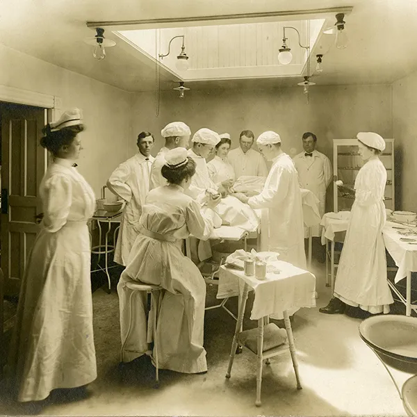 История развития методов лечения выпадения прямой кишки